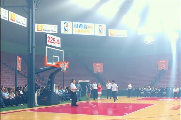 NBA火箭队精彩瞬间的录像回顾 NBA火箭队 精彩瞬间录像回顾 第3张 NBA火箭队精彩瞬间的录像回顾 NBA火箭队 精彩瞬间录像回顾 第3张