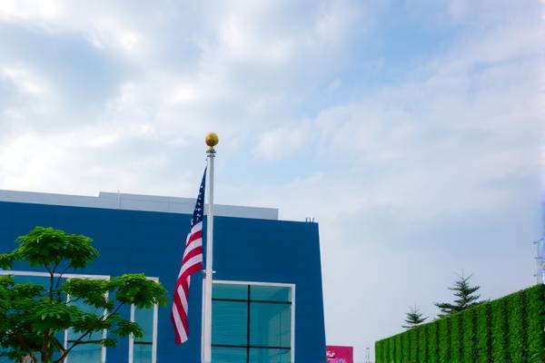 NBA蓝网与雄鹿的激烈对决—精彩录像回顾 NBA蓝网与雄鹿对决 录像回顾 第3张 NBA蓝网与雄鹿的激烈对决—精彩录像回顾 NBA蓝网与雄鹿对决 录像回顾 第3张